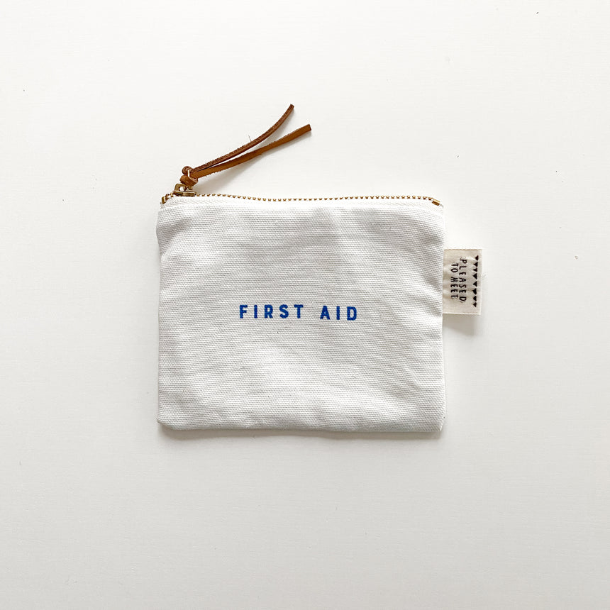 COLOURS First Aid Purse